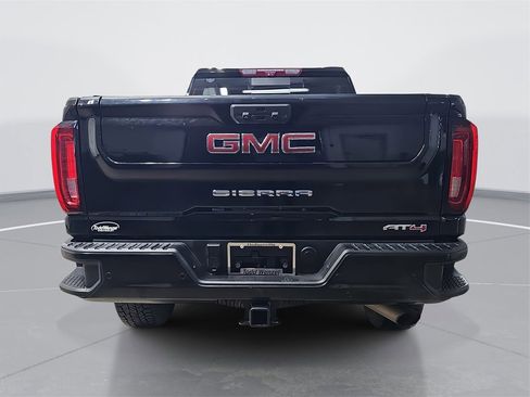 Used 2022 GMC Sierra 2500 AT4 w/ AT4 Premium Plus Package image 5