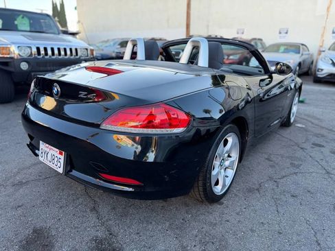 Used 2009 BMW Z4 sDrive30i image 21