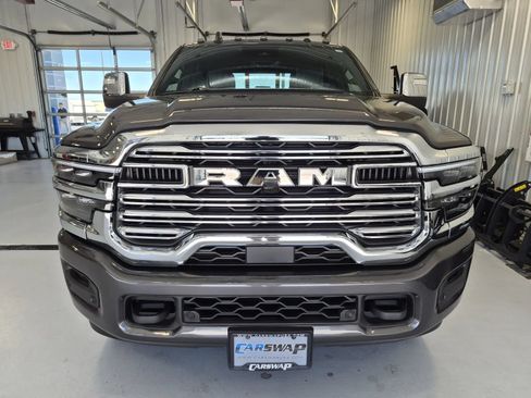 Used 2026 RAM 3500 Laramie AWD/4WD image 6