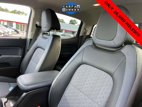 Used 2022 Chevrolet Colorado Z71 image 16