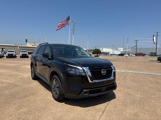 Certified 2025 Nissan Pathfinder SV FWD video 1