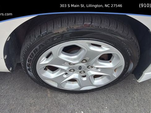 Used 2011 Ford Fusion SE FWD image 16