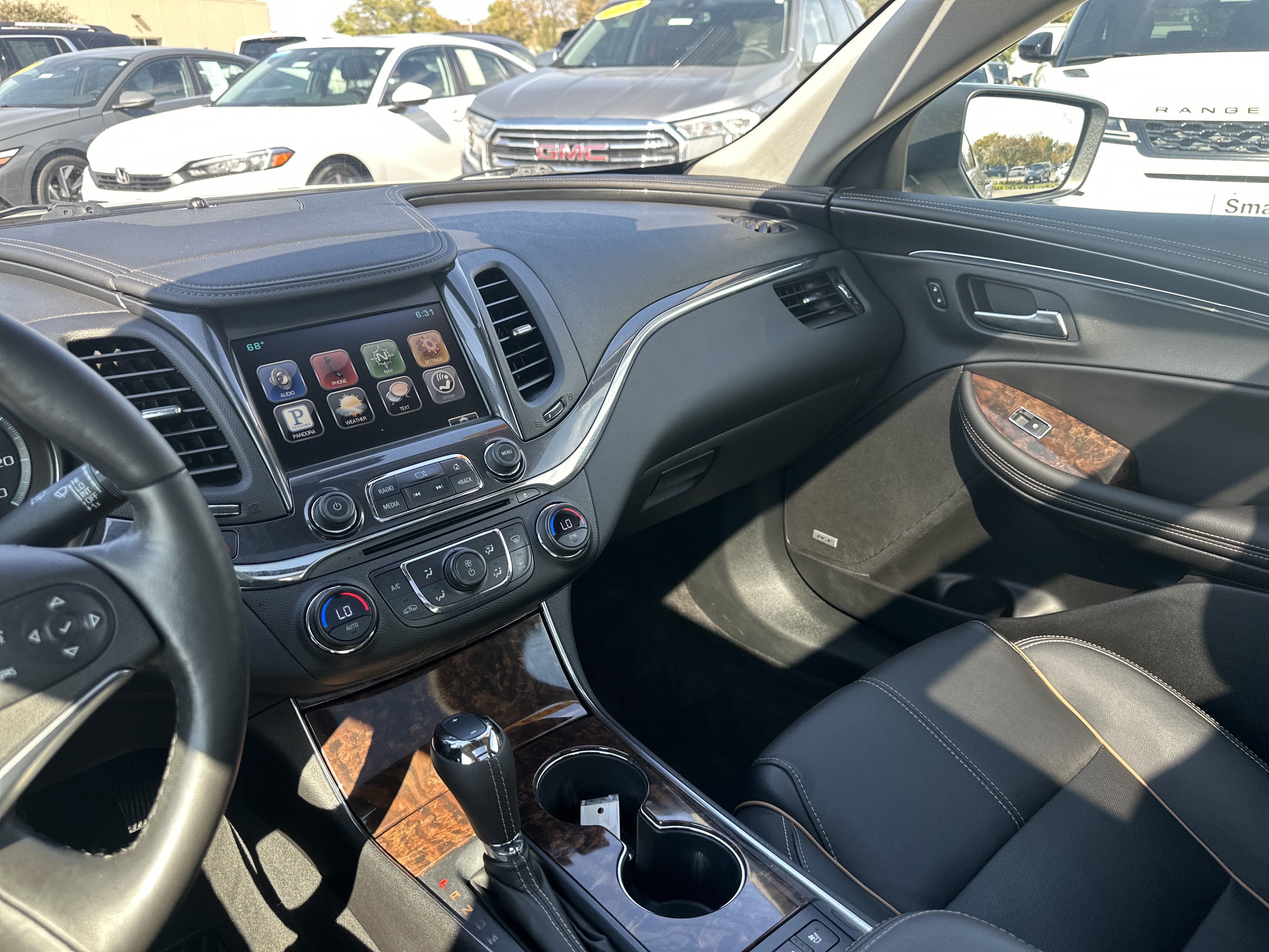Used 2015 Chevrolet Impala LTZ FWD image 32