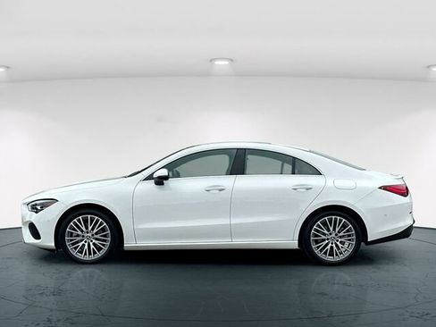 Used 2025 Mercedes-Benz CLA 250 4MATIC image 4