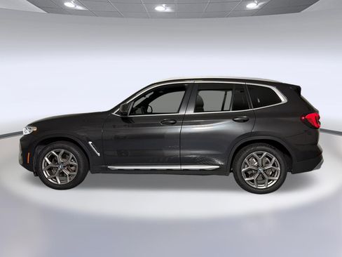 Used 2024 BMW X3 xDrive30i w/ Premium Package w/ZPA AWD/4WD image 2