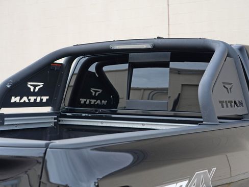 Used 2023 Nissan Titan PRO-4X AWD/4WD image 51