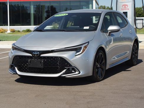 Used 2023 Toyota Corolla XSE image 22