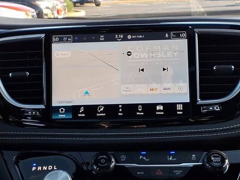 New 2026 Chrysler Pacifica Limited w/ S Appearance Package image 8