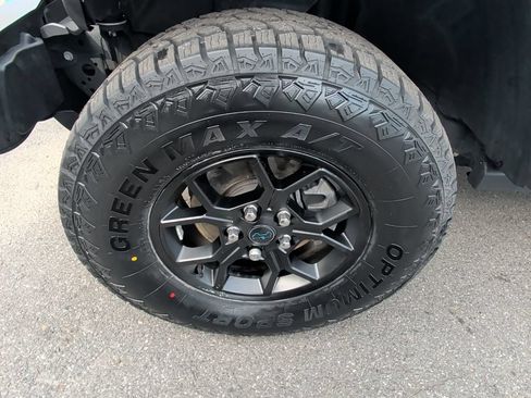 Used 2024 Jeep Wrangler Unlimited AWD/4WD image 9