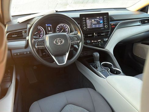 Certified 2022 Toyota Camry LE FWD image 18