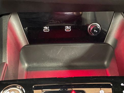 Used 2025 Audi Q6 e-tron Premium Plus w/ Premium Plus image 38