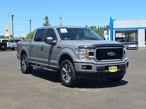 Used 2019 Ford F150 XL w/ Equipment Group 101A Mid AWD/4WD image 2