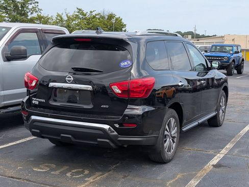 Used 2020 Nissan Pathfinder S AWD/4WD image 3