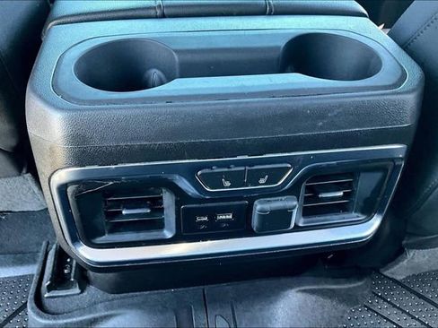 Used 2019 Chevrolet Silverado 1500 LTZ image 11