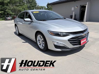 Used 2021 Chevrolet Malibu LT