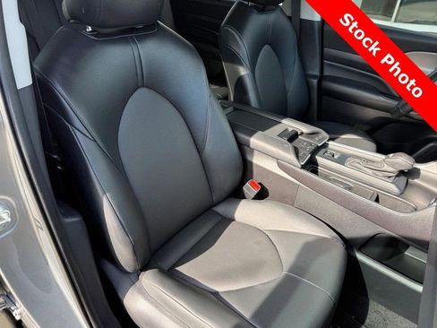 Used 2024 Toyota Grand Highlander FWD image 11