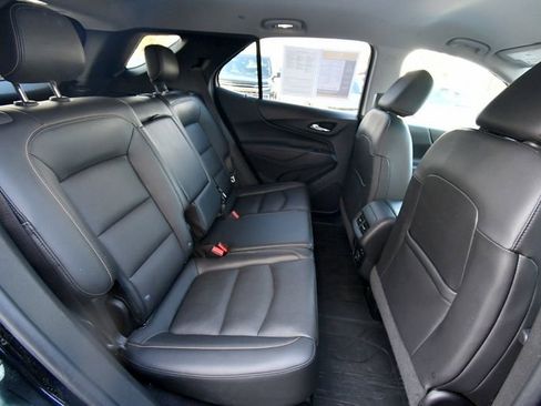 Used 2020 Chevrolet Equinox Premier image 40