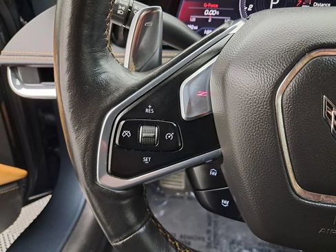 Used 2020 Chevrolet Corvette Stingray Preferred Cpe w/ 2LT Preferred Equipment Group RWD image 16