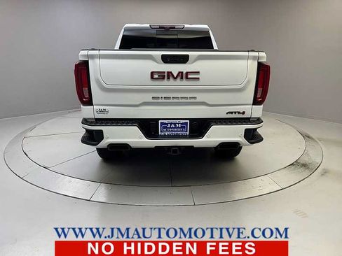 Used 2021 GMC Sierra 1500 AT4 w/ AT4 Premium Package AWD/4WD image 4