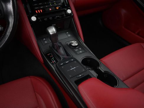 Used 2022 Lexus IS 350 F Sport image 22