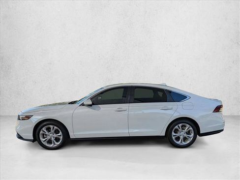 Certified 2023 Honda Accord LX image 9