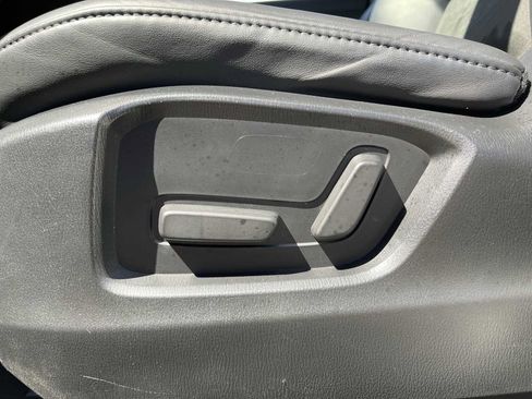 Used 2020 MAZDA CX-5 Touring FWD image 14