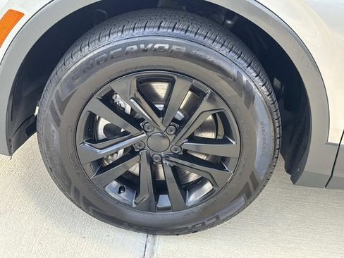 Used 2022 Volkswagen Tiguan S AWD/4WD image 4
