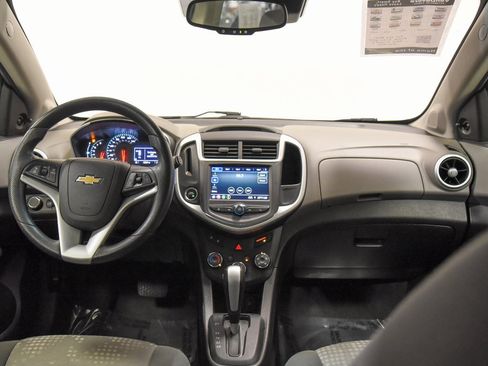 Used 2020 Chevrolet Sonic LT image 4