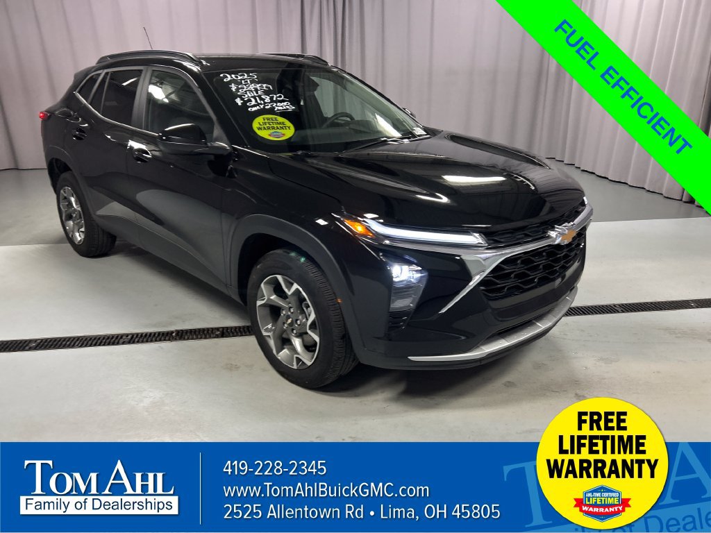 Used 2025 Chevrolet Trax LT FWD 360° Tour
