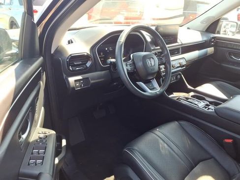 Certified 2024 Honda Pilot Elite image 6