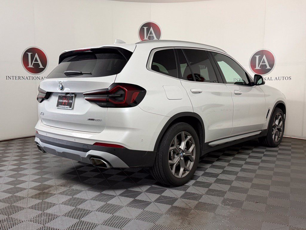 Certified 2024 BMW X3 xDrive30i w/ Premium Package AWD/4WD image 8