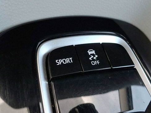 Used 2022 Toyota Corolla SE image 20