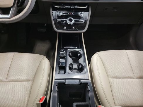 Used 2021 Lincoln Corsair Reserve w/ Equipment Group 201A AWD/4WD image 18