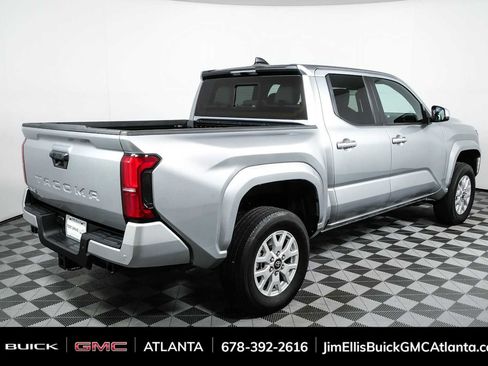 Used 2024 Toyota Tacoma SR5 AWD/4WD image 3
