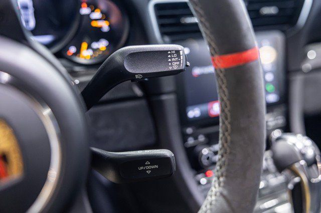 Used 2018 Porsche 911 GT3 RWD image 42