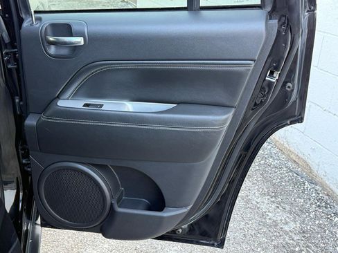 Used 2017 Jeep Compass High Altitude image 40