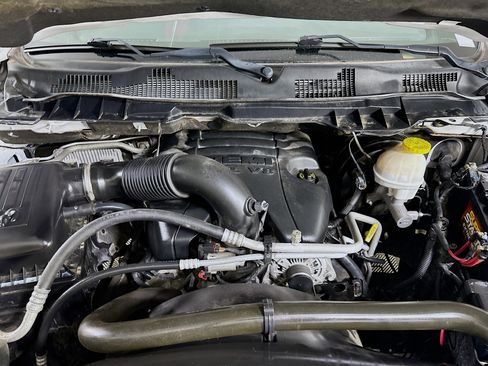 Used 2019 RAM 1500 Big Horn RWD image 30