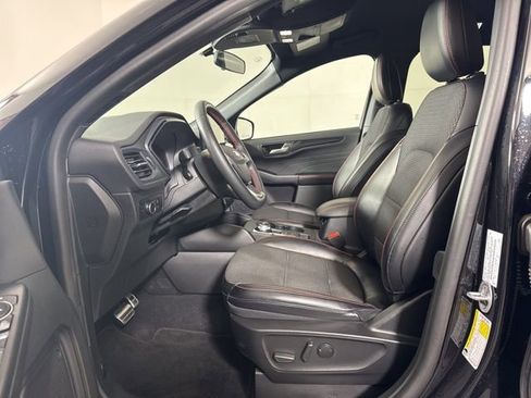 Used 2023 Ford Escape ST-Line w/ Tech Pack #1 image 11