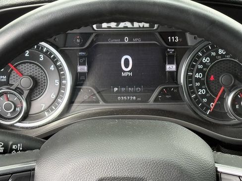 Used 2023 RAM 1500 Laramie AWD/4WD image 15