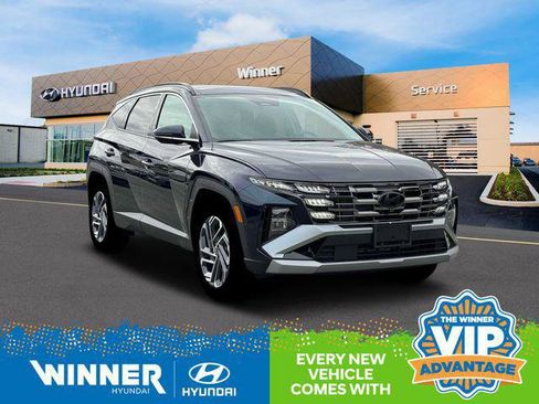 New 2025 Hyundai Tucson Limited image 12