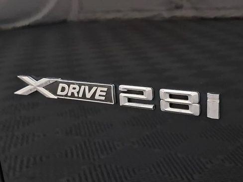 Used 2018 BMW X4 xDrive28i AWD/4WD image 6