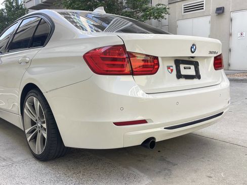 Used 2014 BMW 328d Sedan image 17