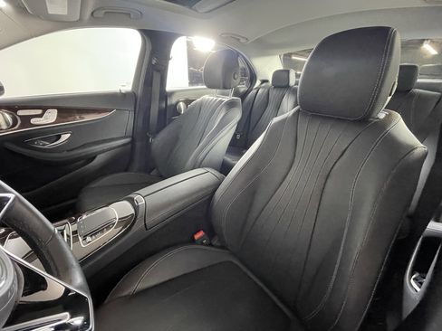 Used 2023 Mercedes-Benz E 450 4MATIC Sedan image 9