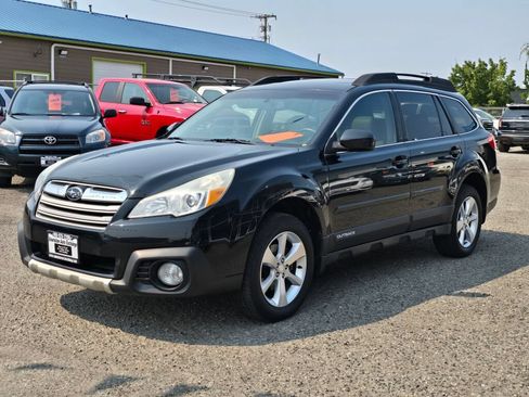 Used 2014 Subaru Outback 2.5i Limited AWD/4WD image 3