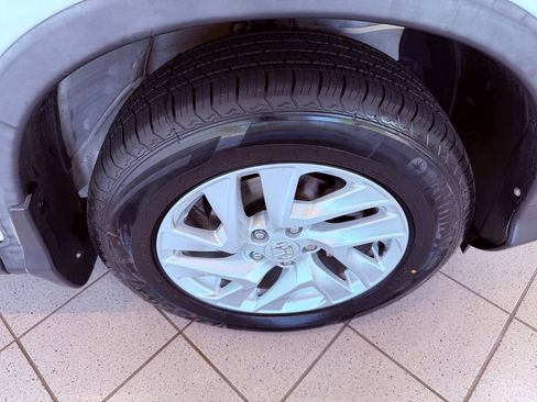 Used 2015 Honda CR-V EX image 15