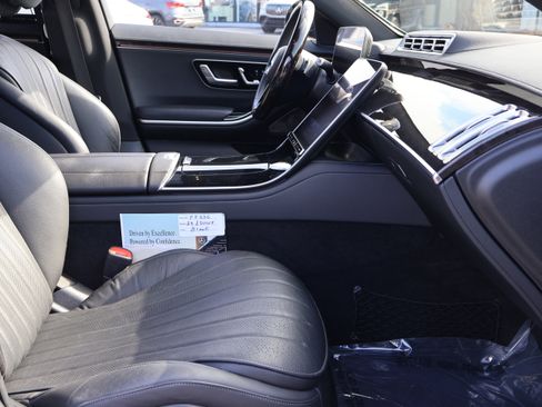 Certified 2023 Mercedes-Benz S 500 4MATIC image 27