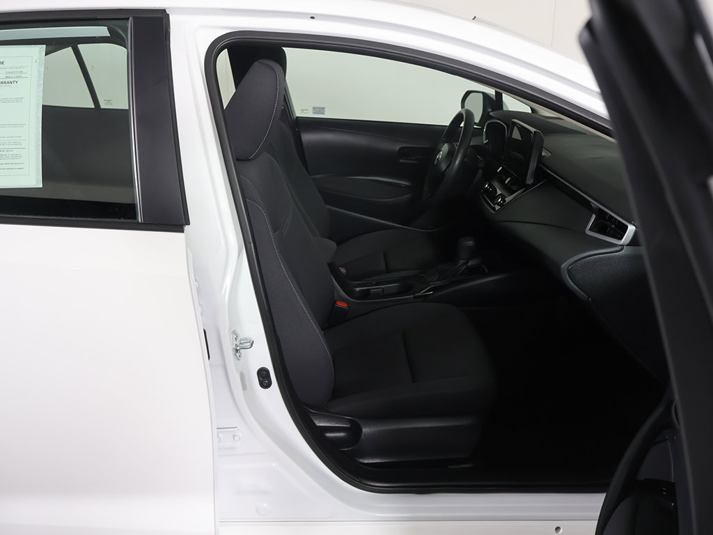 Used 2026 Toyota Corolla LE FWD image 28