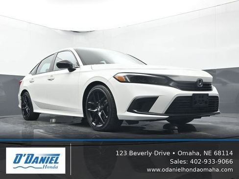 Used 2023 Honda Civic Sport image 14