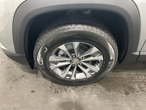 New 2026 Chevrolet Equinox LT image 21