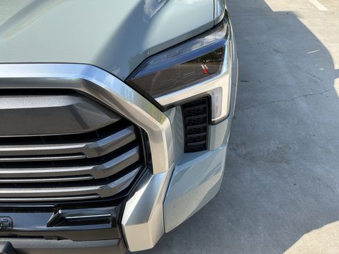 Used 2025 Toyota Tundra Limited AWD/4WD image 6